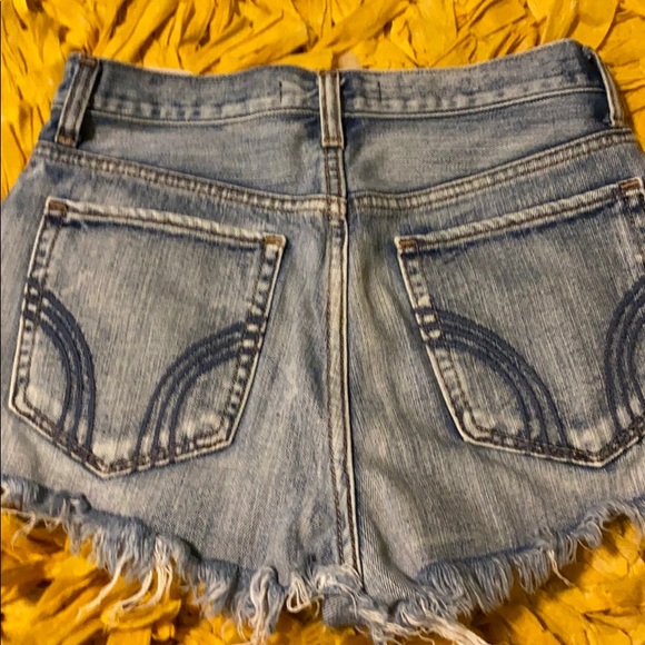 Hollister shorts - Picture 3 of 3